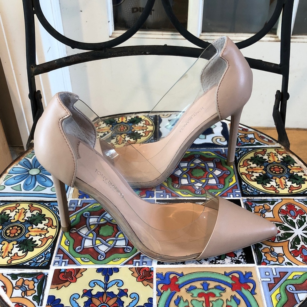 Tony Bianco NWOT size 7 tan / clear high heel pumps